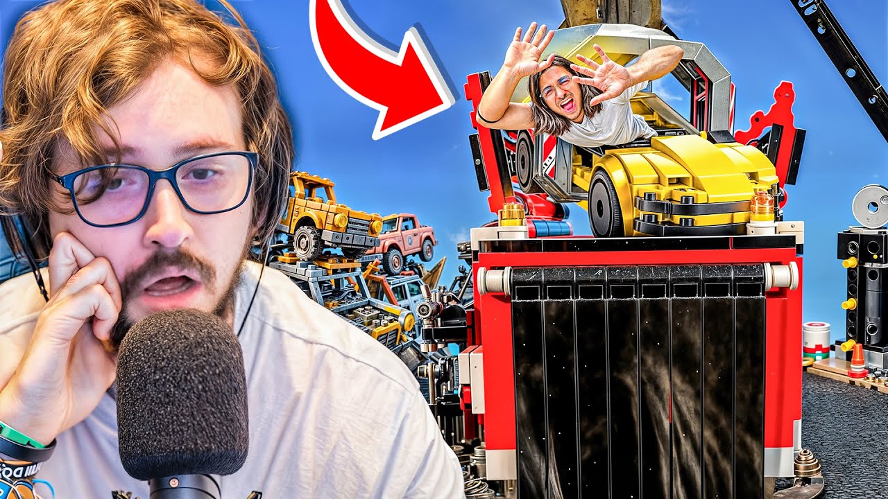 PAZZO DISTRUGGE MACCHINE LEGO IN UNA PRESSA GIGANTE?! (Lego Reaction)