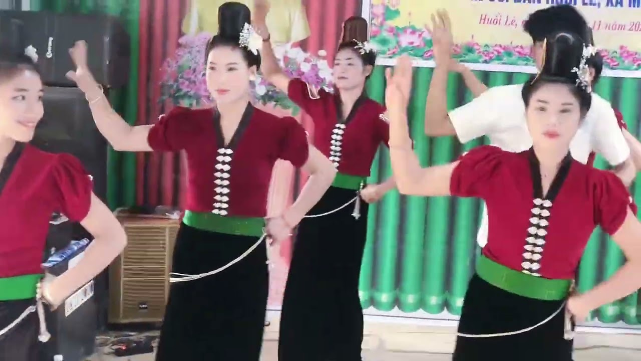 Múa Hương rừng tây bắc