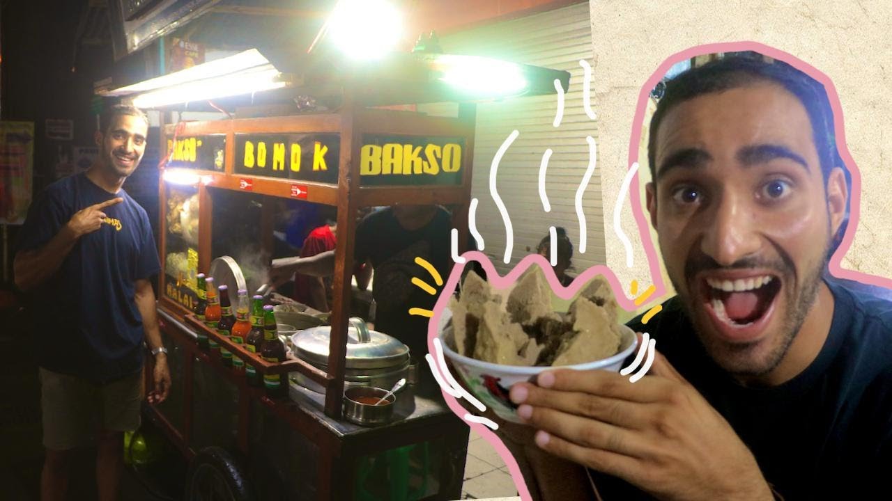 Pertama kali makan bakso ? First time eating bakso? | Vlog 019
