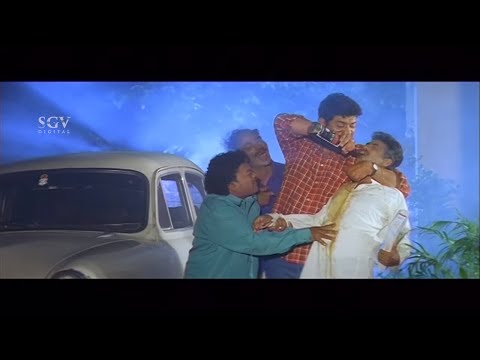 Sadhu Kokila Forcefully Alcohol drinks to Man | Kannada Comedy Scenes | Ganesha Banda Yenen Thanda