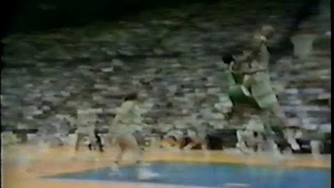 Bill Laimbeer Rejects Greg Kelser (1979 NCAA Tourn...