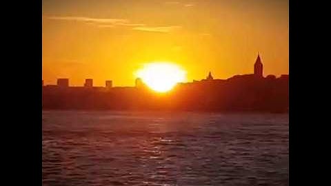 من اجمل تلاوات القارئ رعد الكردي لأول مره على اليوتيوب تلاوه عذبه ارح قلبك الطيب بها