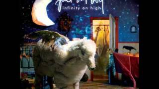 Fall Out Boy - This Ain't A Scene, It's An Arms Race