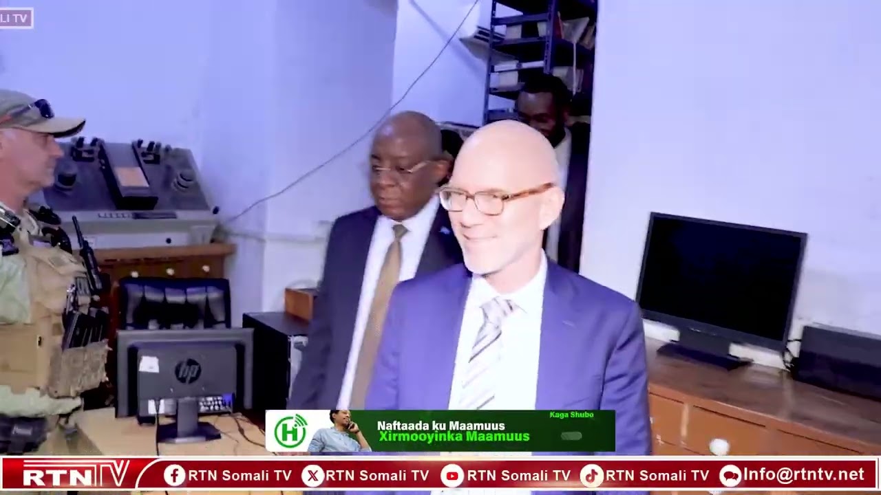 Джеймса Свона в итоге депортировали из Сомали в тот момент, когда политическая ситуация в стране ...