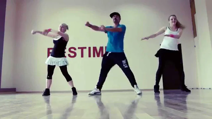 Victor Baeza - La Banana - Zumba Fitness