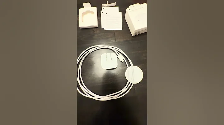 Apple 40W-60W Dynamic Power Adapter/MagSafe 25W Wireless Charger