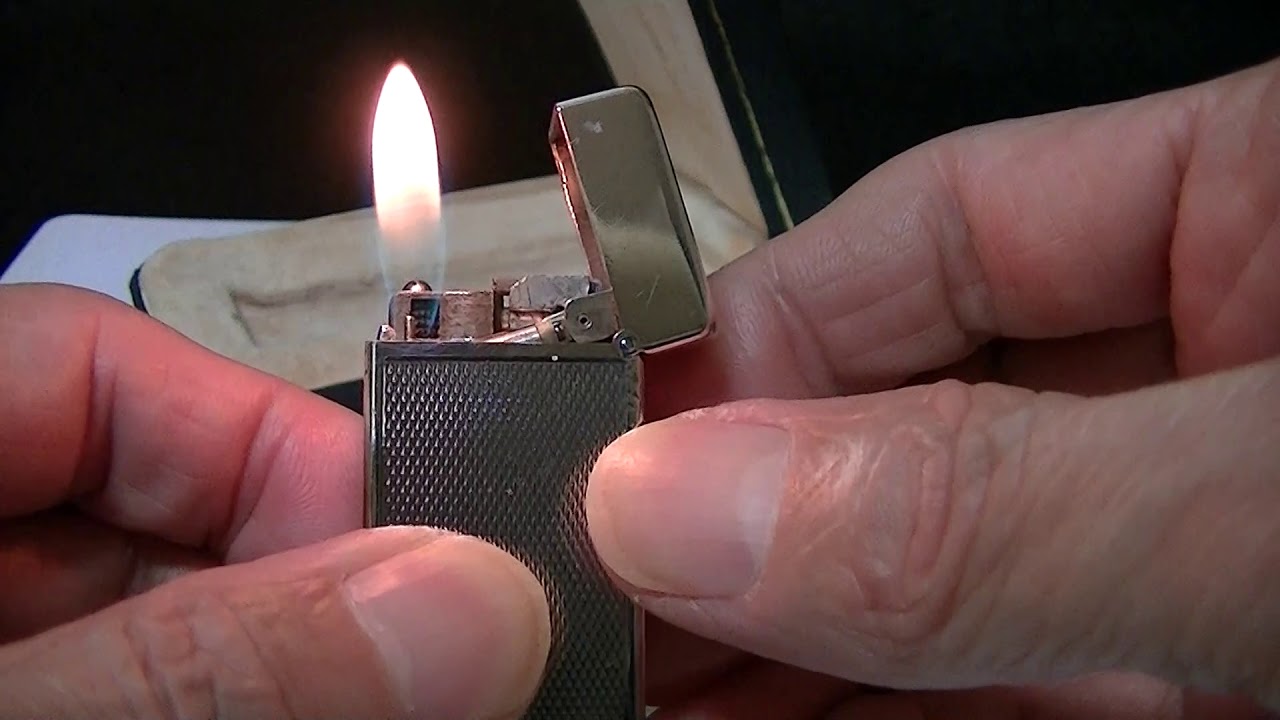 ダンヒル ローラーガスライターとオマケのフリント いただける 