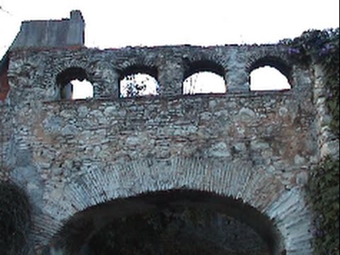 ARCO EM AZOIA DE BAIXO