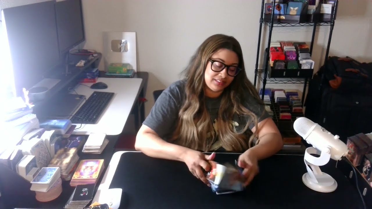 CAPRICORN IS PERSON FEELS STUPID AS H3LL LOL