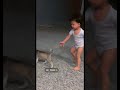 جيبه يعني اجيبه لو كان تحت الحراسه 