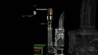 Experience full flavor and vapor from your flower with the New MiniNail Flower Wand. 🍃💨