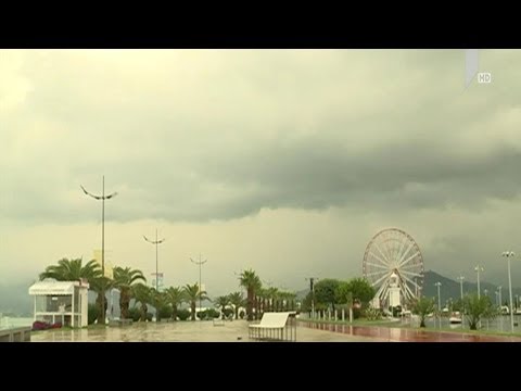 საშტორმო განგაში ბათუმში