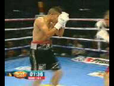 Javier "zorro" Castro vs Guadalupe "bronco" Rosales 1er round Boxeo 23/05/09 Box Azteca