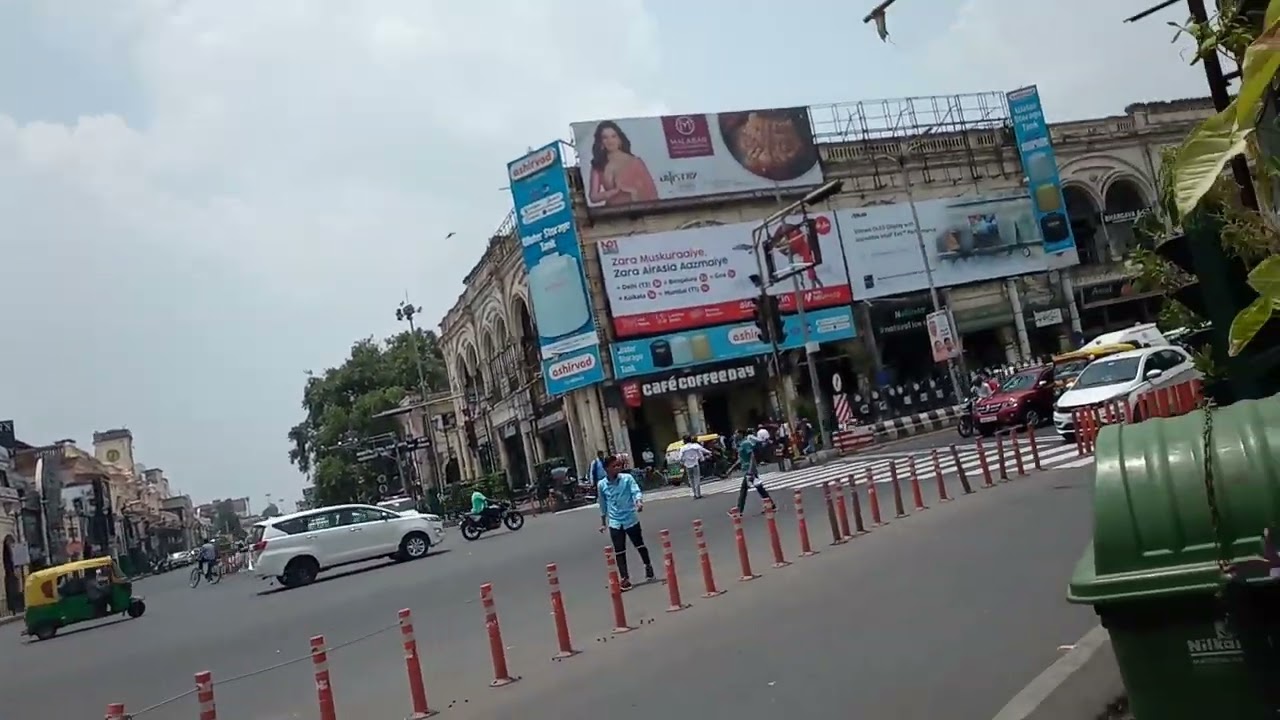 Lucknow Hazratganj chowk now Atal chowk view(❤❤Heart of lucknow) 23 june 22. from here all rute .
