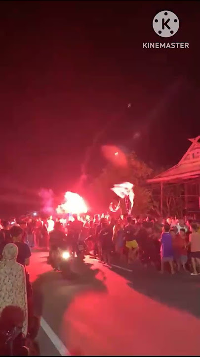 Cara Pemuda Membangunkan warga sahur di Pinrang