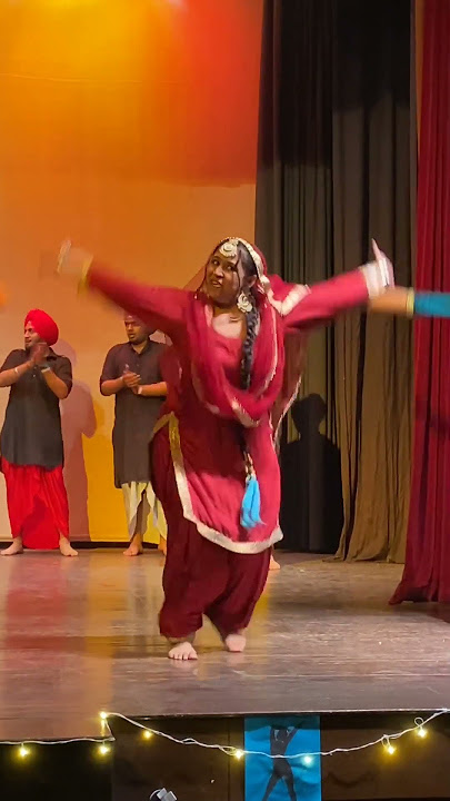 Aashiq||Miss Pooja||Giddha||Performance||Punjabi||Folk dance