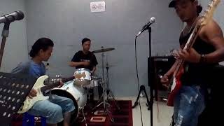 Download Lagu Batrayer - Bendera kuning MP3