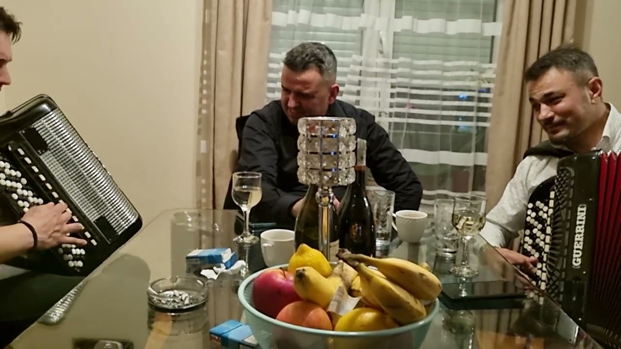 Andrija Kuta ,Drakče & Darko - Pijani totalno🍷🍷🍷🍷🍾🍾🍾🍾