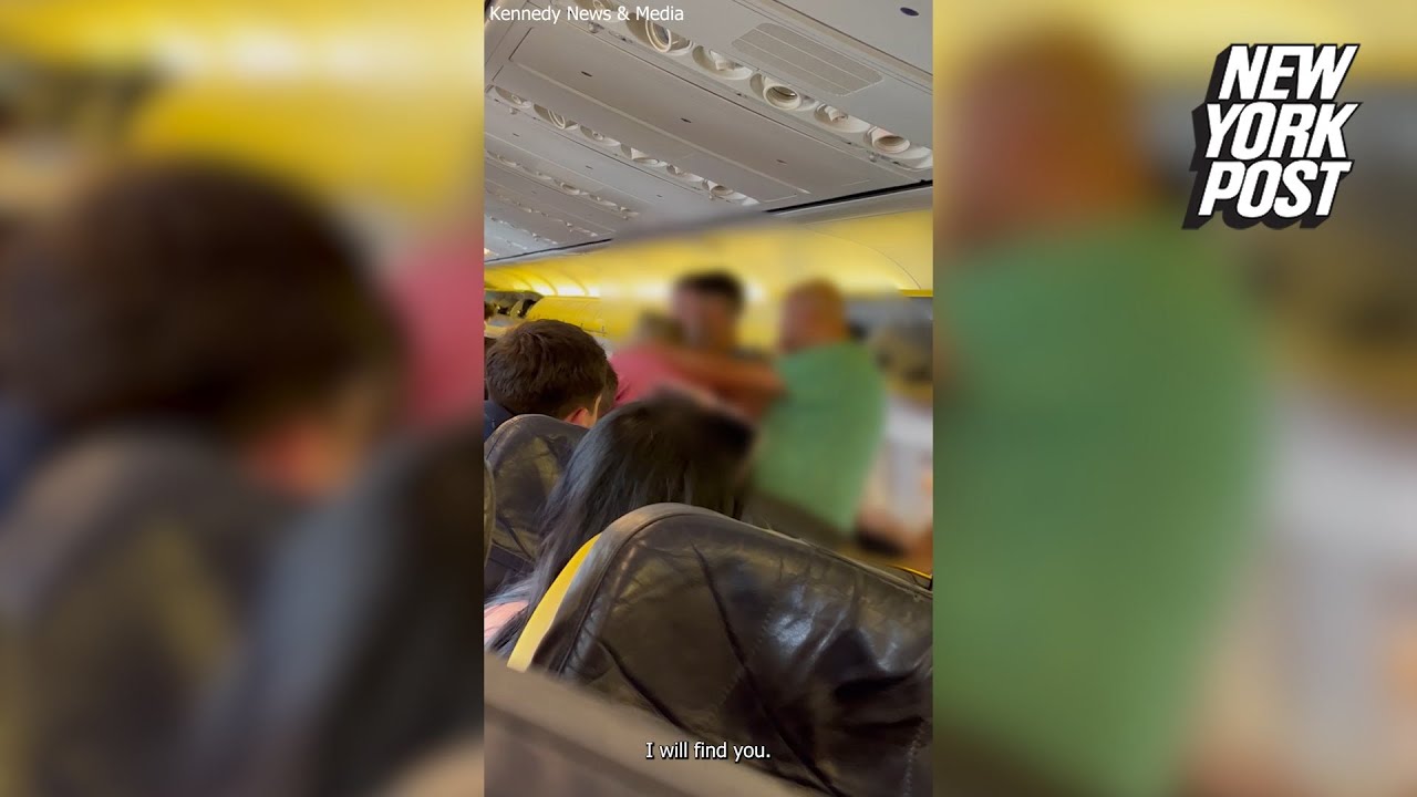 Drunk woman goes berserk, kicked off flight to Ibiza: video