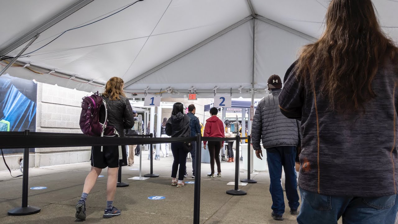 Seattle becomes first major U.S.city with 70% fully vaccinated