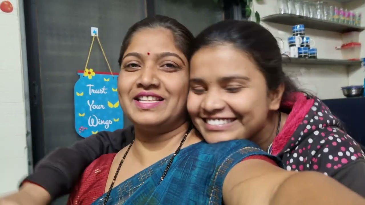 पूजाच्या सासरी गेली..😃 पूजाच्या सासूबाईंनी काय काय आणल..😍 माझी नवीन पर्स..👜😍