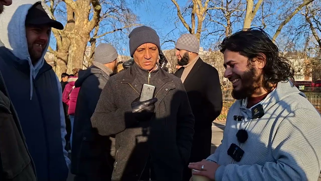 Muslim Destroys Christian Claims About The Prophet PBUH | Alyamani | Speakers Corner 