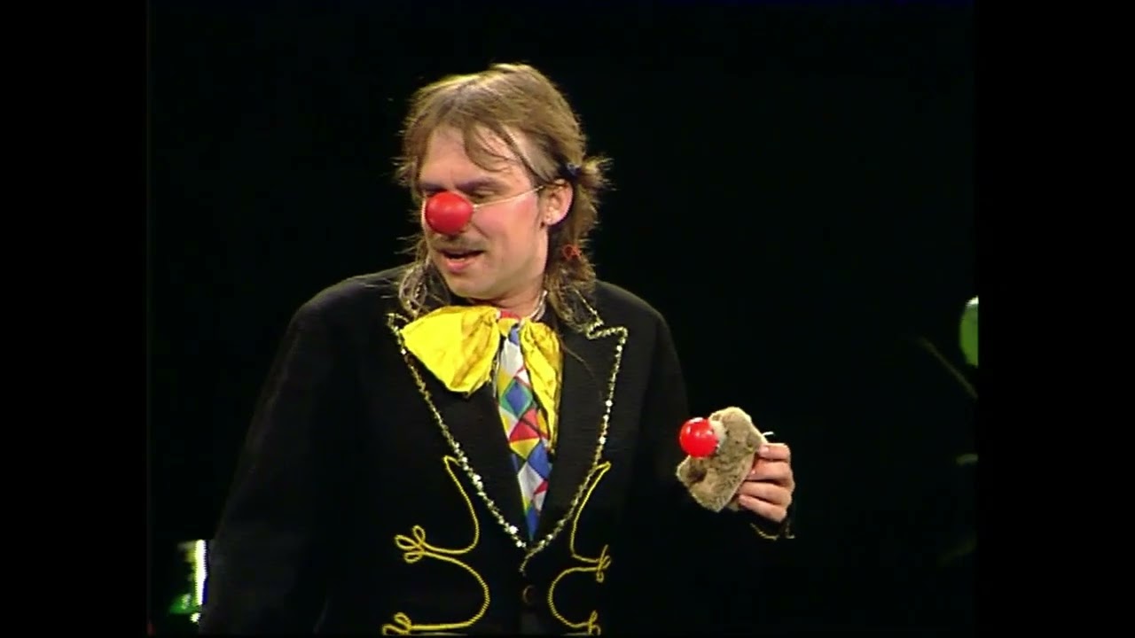 Vom Mann zum Kind zum Clown plus noch'n Clown - Super Dong Dong - Badesalz Clip der Woche
