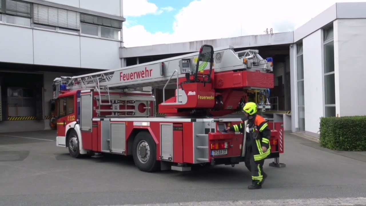 Brand Industriegebäude - Einsatzübung anl. 150 Jahre Feuerwehr Marlesreuth
