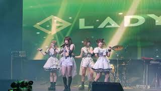 Ladybaby concert in Houston song Riot Anthem Resimi