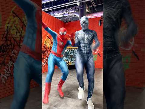 Spider-Man and Venom suddenly got scared😂 #spiderman