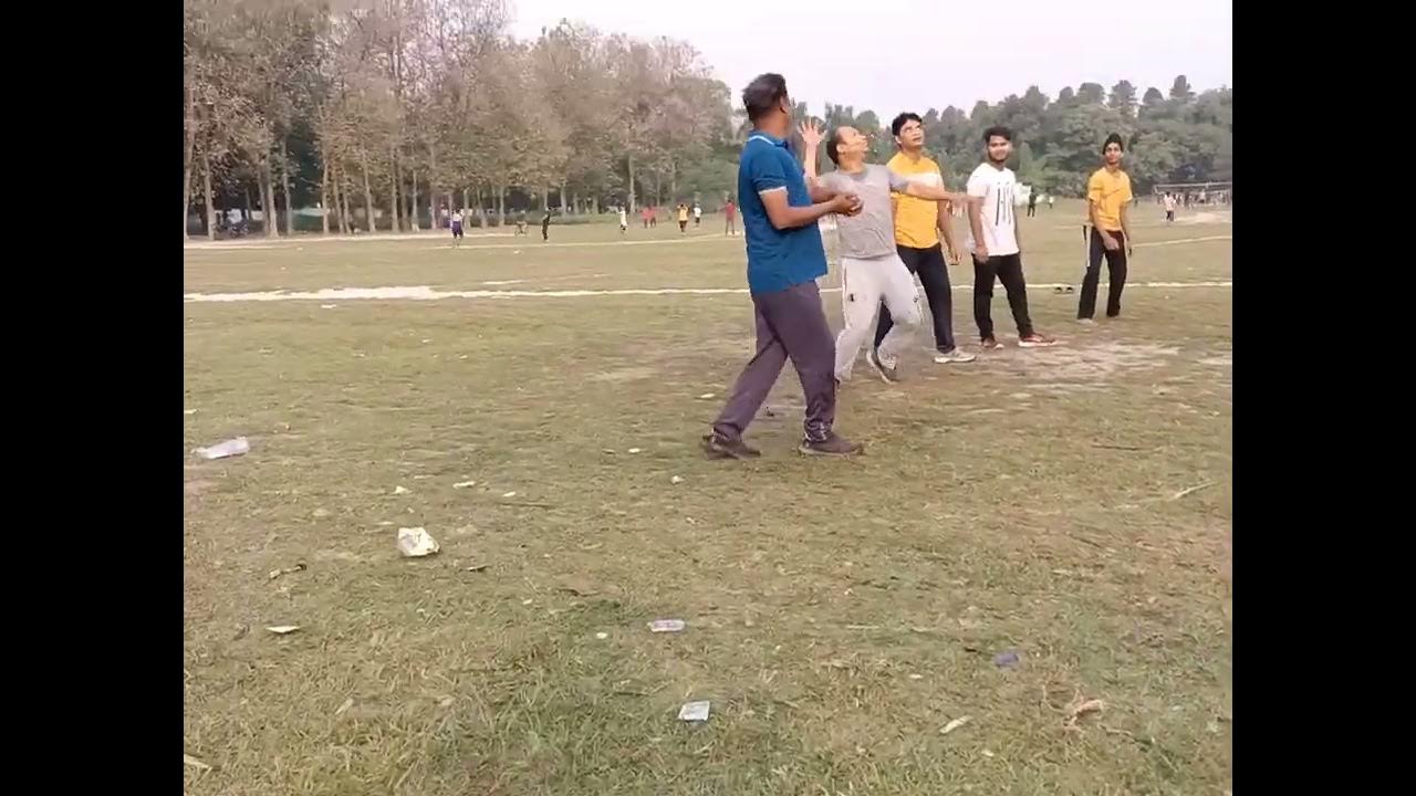 volleyball ka Anand lete hue YouTube