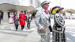 London Pearlys 2017 Costermongers&#39; Harvest - Sing A Long Stroll