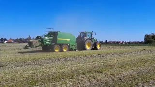 John Deere 1424C - De Eerste Pakken Gemaakt