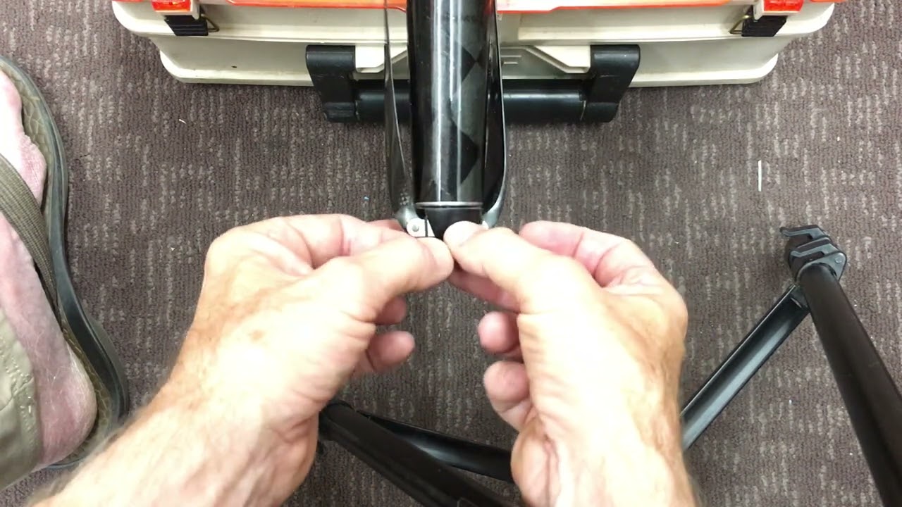 Installing a Folding Prop Elastic Loop