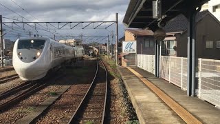 【特急能登かがり火681系】七尾駅到着《のと鉄道車内から撮影》