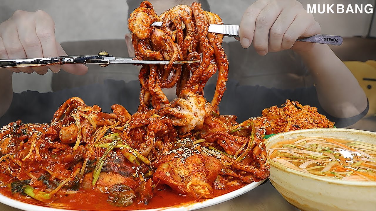 ASMR MUKBANGㅣ Steamed Monkfish With Raw Octopus🐙ㅣEATING SHOW