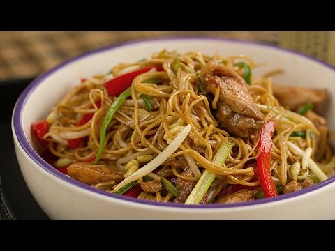 Chow Mein de Pollo - Fideos Chinos fritos con pollo l Kwan Homsai