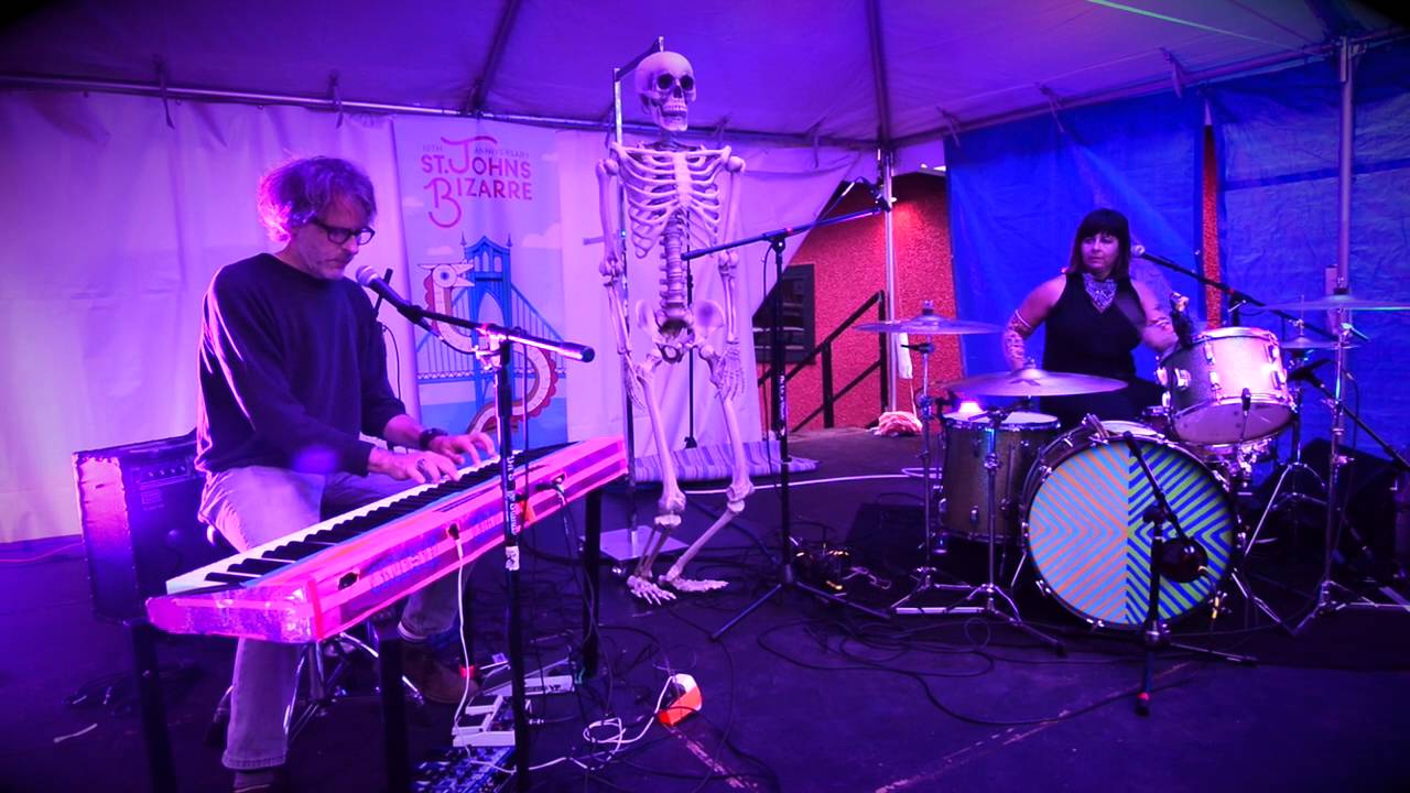 Quasi -"It's Raining"- into - "The Rhino"- Live at the St. Johns Bizarre