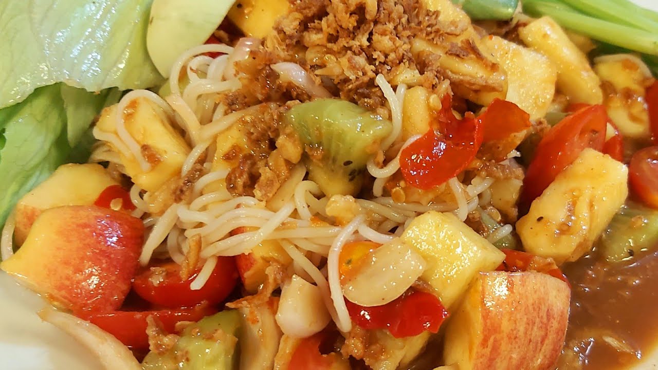 ตำซั่วผลไม้ อร่อยจี๊ดจ๊าด แซบคักแซบอีหลีจร้า/Thai spicy fruits salad