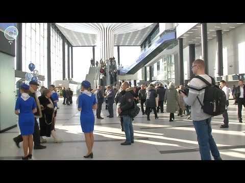 Новый пассажирский терминал открыли в аэропорту Толмачёво
