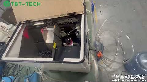 Efficient and stable step push-type automatic screw feeding system