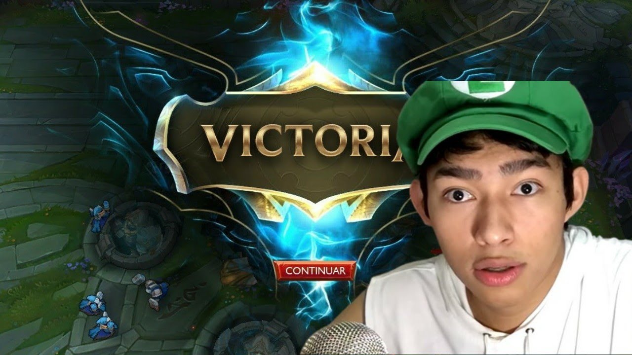 Fernanfloo vuelve a jugar Lol despues de mucho tiempo - YouTube