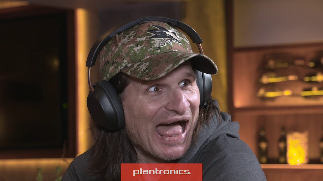 lip reading challenge Plantronics Lip Reading: Ricci and Brown