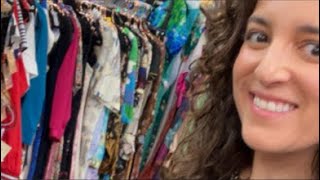 Marry Lisa live from her booth at ex Cannery Row Antique Mall! Lisa Holywene