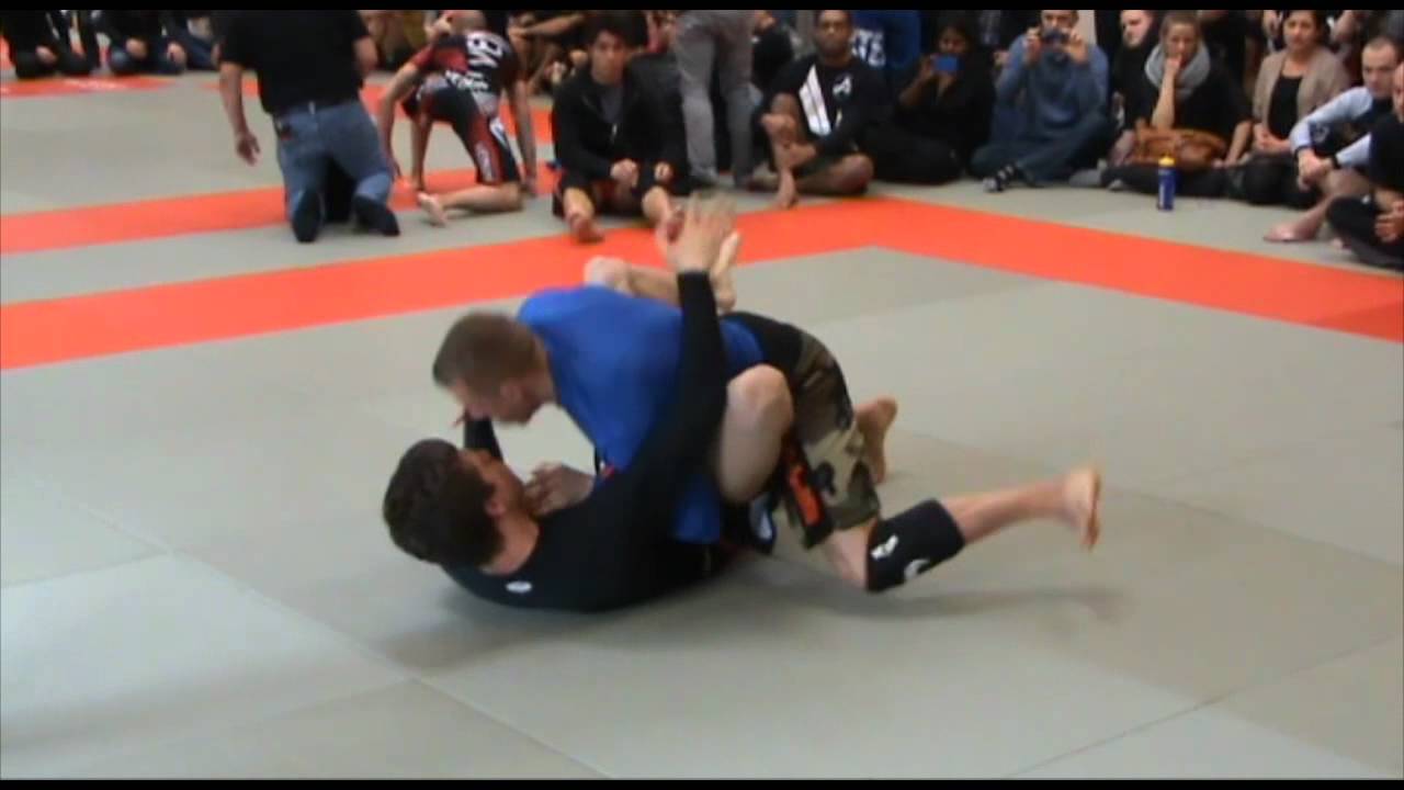DGL 2012 2 runde S. Mike Krause CheckMat/Fightsport Køge vs Sebastian ...