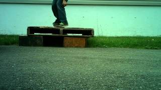 Super Slo Motion Kickflip Off Ledge