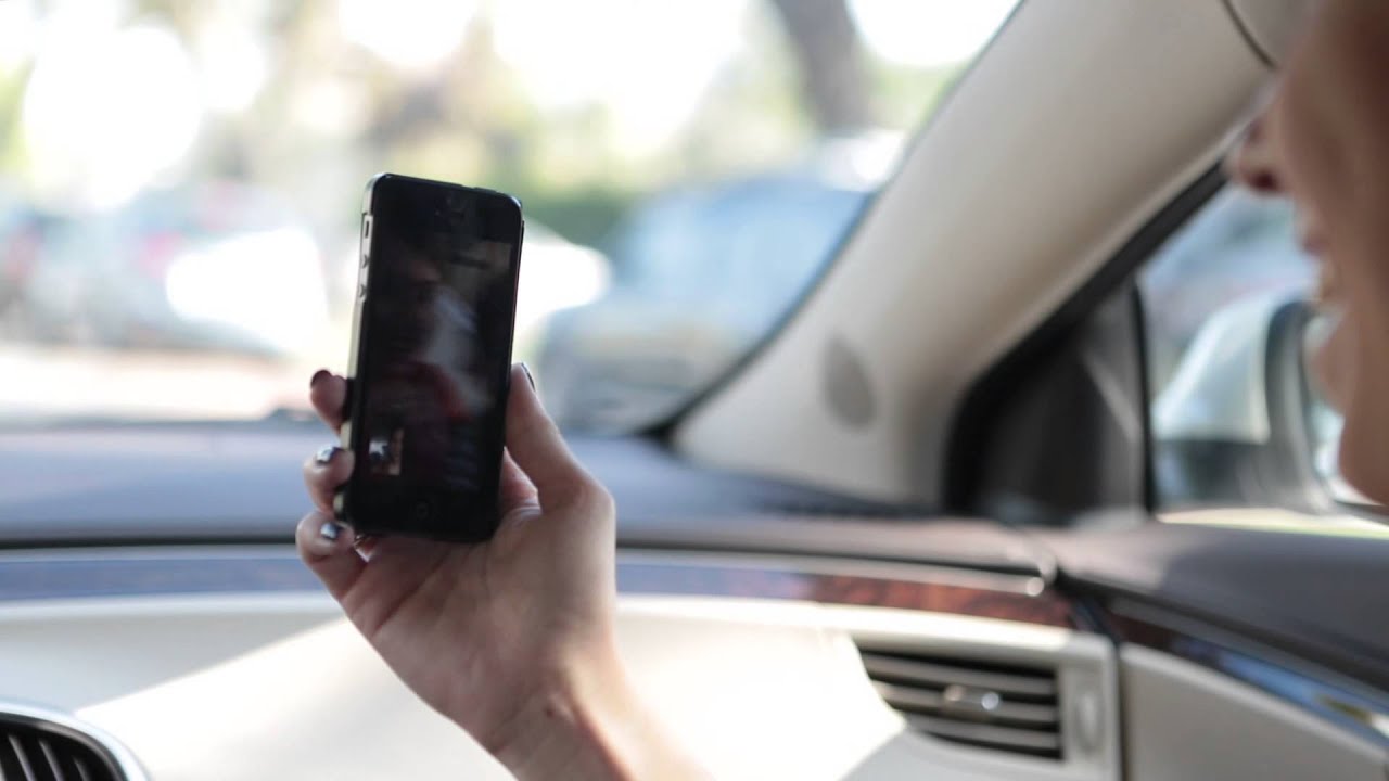 Keep Mom Close with OnStar 4G LTE - Keep Mom Close with OnStar 4G LTE
