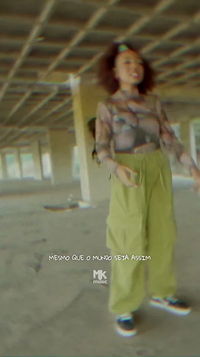 O Senhor merece toda sua atenção!! Assista ao clipe "Ele" da cantora Bea Rodrigues #mkmusic #bea