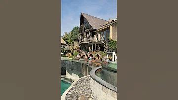 Wanna Jungle Bar At The Kayon Jungle Resort 