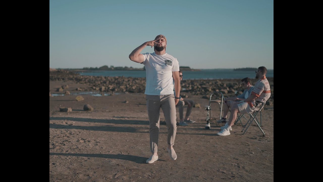 Watch ELI - SABLIER (CLIP OFFICIEL) on YouTube Watch ELI - SABLIER (CLIP OFFICIEL) on YouTube